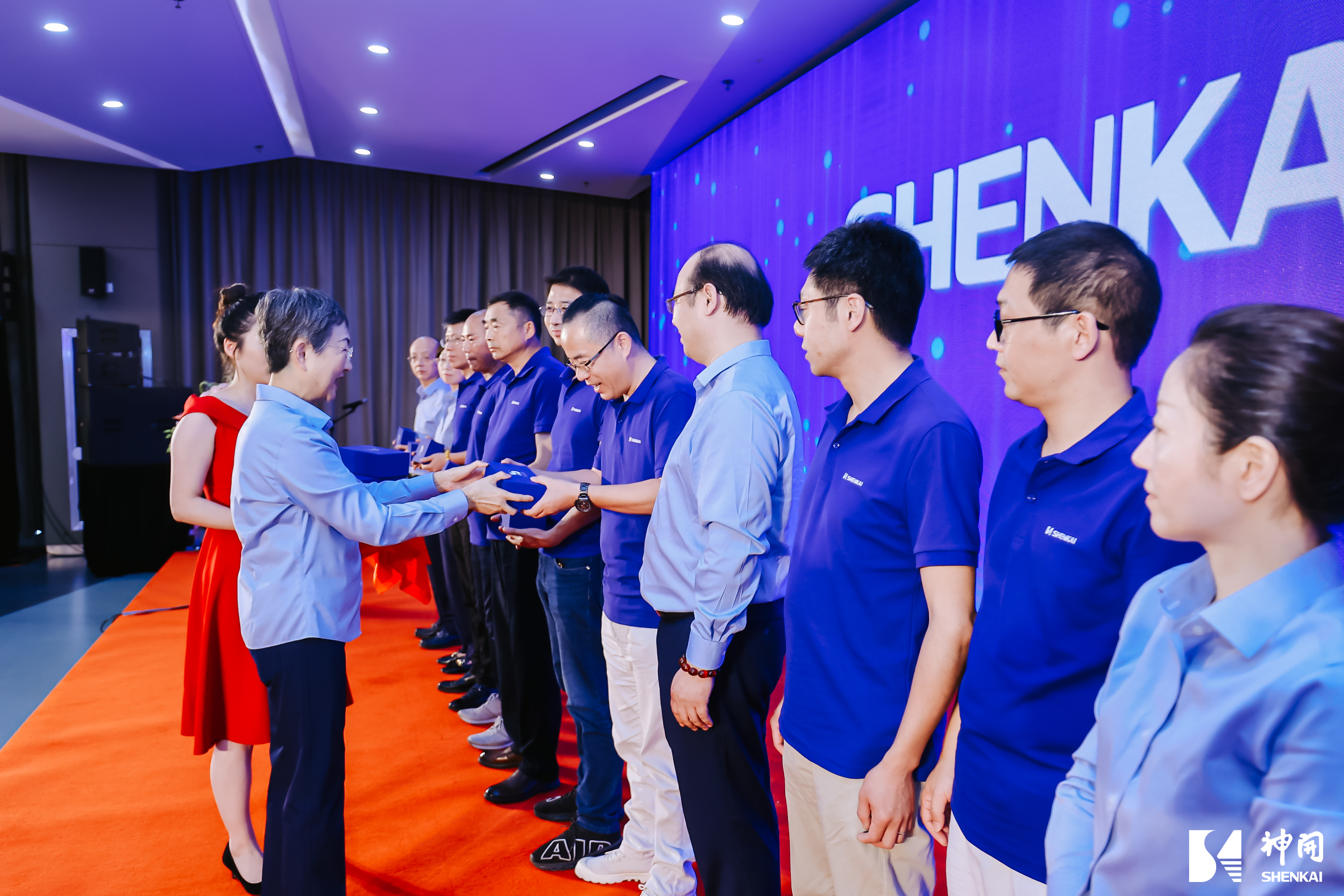 ��ʮ������н����С����������ǲ�������ʮ��������˶�Բ������(ͼ7)