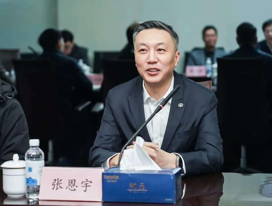 ���ݴ�ѧ��������ǡ��º�ȺУ��һ��ݰ���������ǲ����п���(ͼ2)