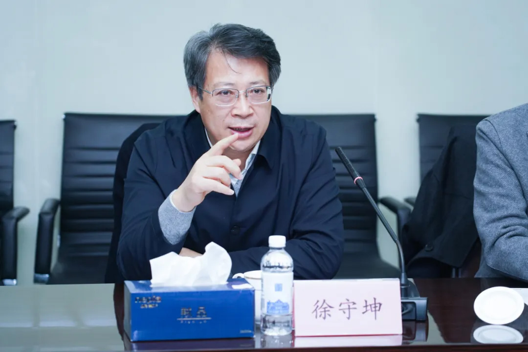 ���ݴ�ѧ��������ǡ��º�ȺУ��һ��ݰ���������ǲ����п���(ͼ3)