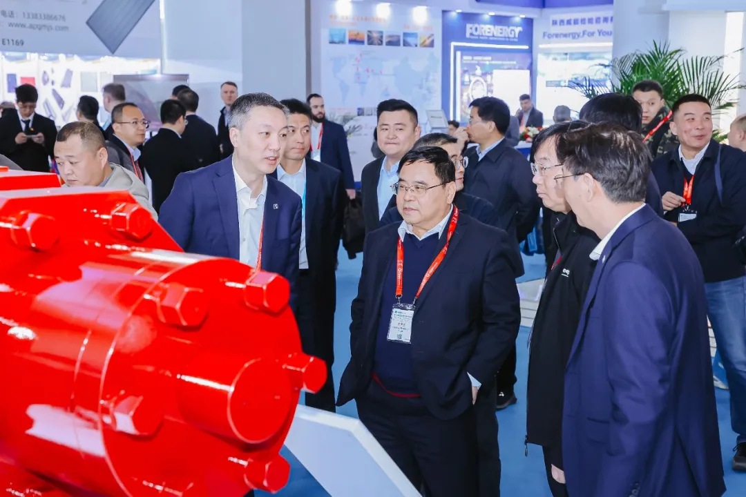 AI¸³ÄÜ¡¢ÂÌɫδÀ´£üÈËÉú¾ÍÊDz©ÑÞ·þÁÁÏà±±¾©cippeʯÓÍÕ¹(ͼ9) AI¸³ÄÜ¡¢ÂÌɫδÀ´£üÈËÉú¾ÍÊDz©ÑÞ·þÁÁÏà±±¾©cippeʯÓÍÕ¹(ͼ9)