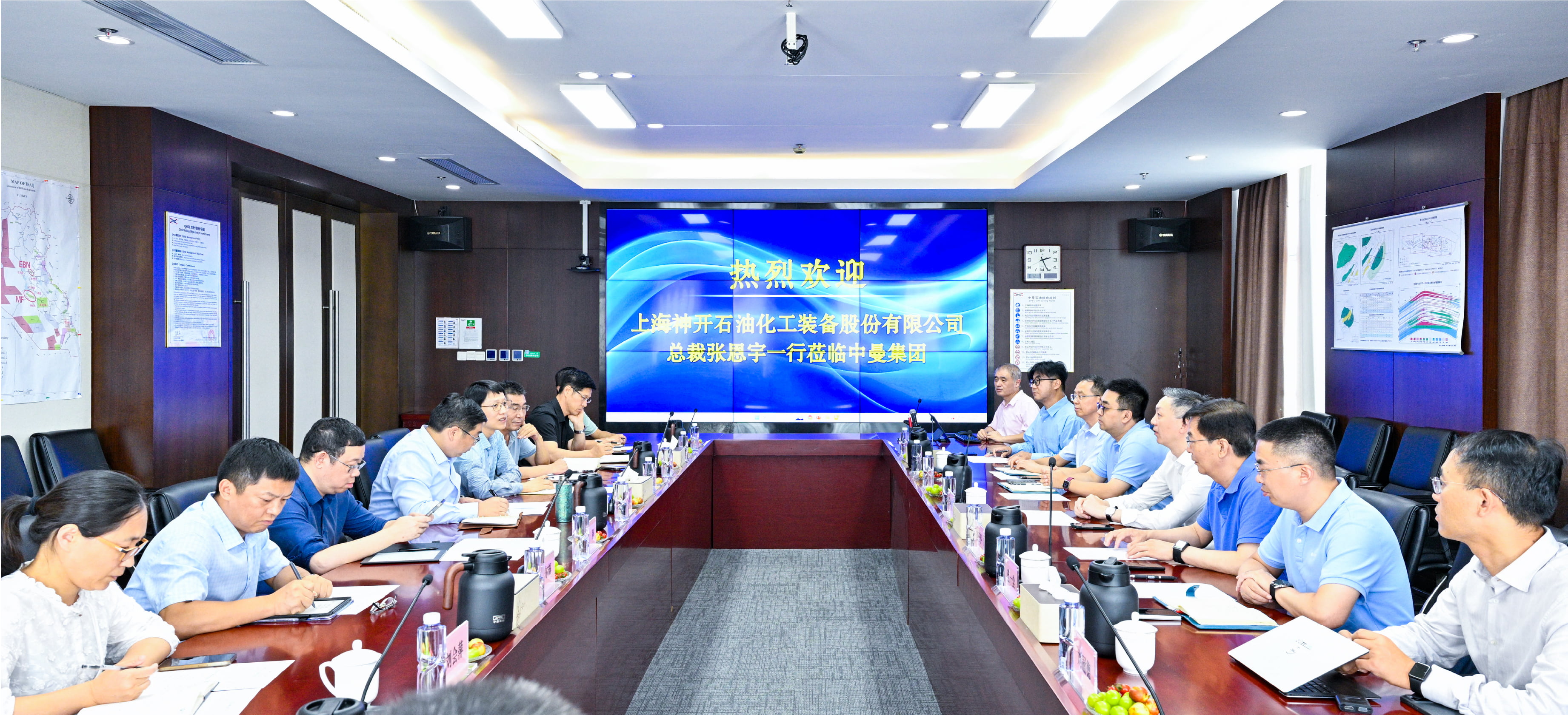 �������ǲ��ɷ��ܲ�һ�и�����ʯ�ͽ���(ͼ1)